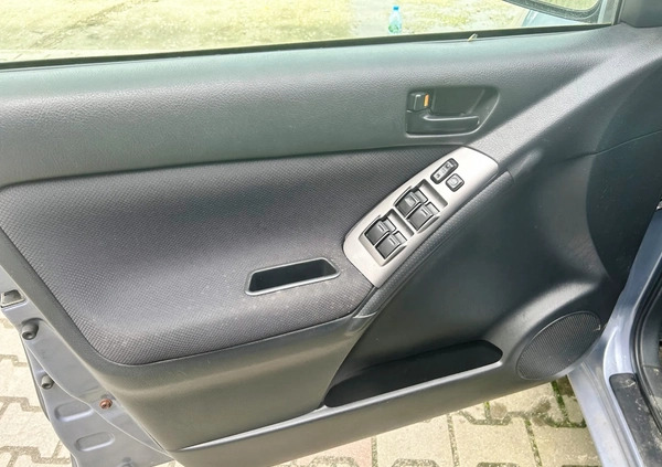 Toyota Matrix cena 4500 przebieg: 320000, rok produkcji 2006 z Moryń małe 67